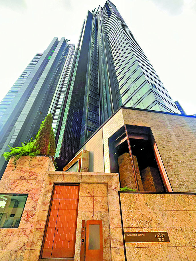 　　圖：天御二期首錄成交，地下花園單位以近1.5億元沽出。\資料圖片