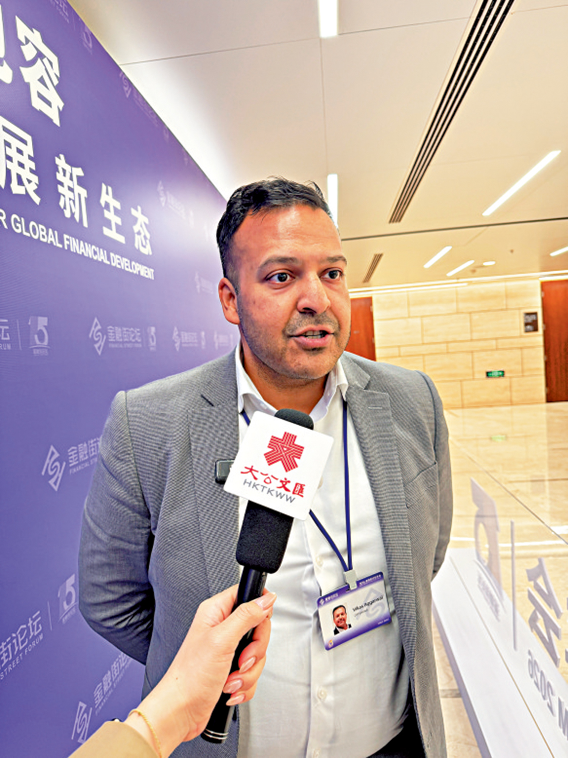 　　圖：Vikas Aggarwal表示，中國是推動綠色投資最積極的國家。\大公報記者李暢攝