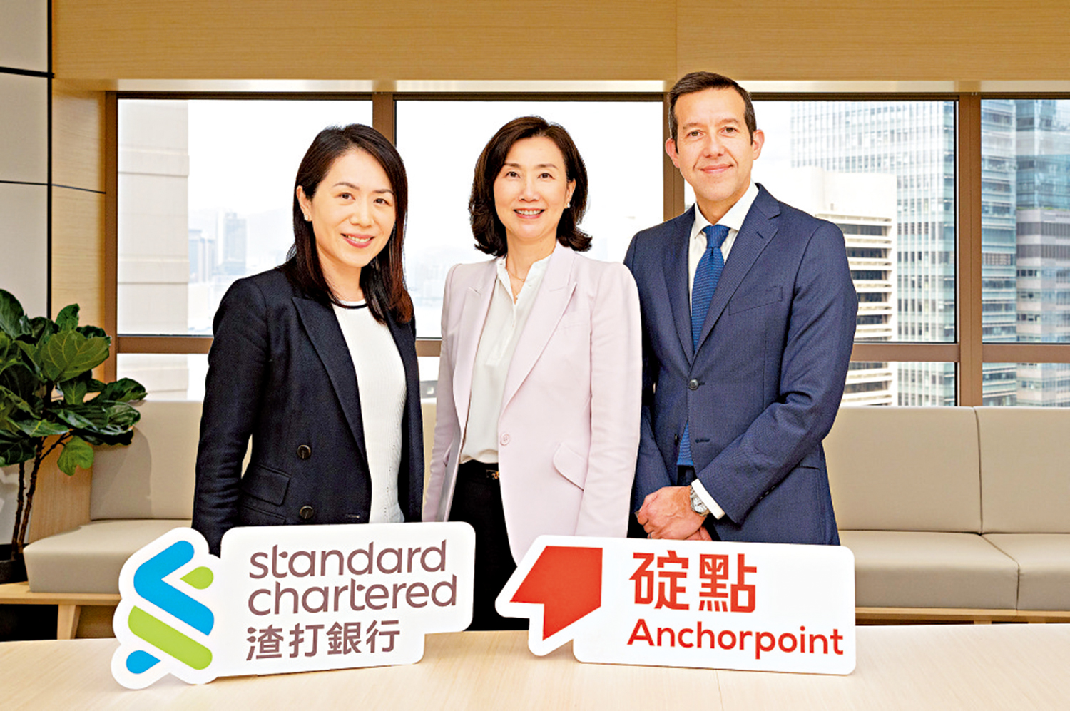 　　圖：馬飛（右）指出，碇點金融現時的工作重點是構建並擴大行業生態圈。\受訪者供圖