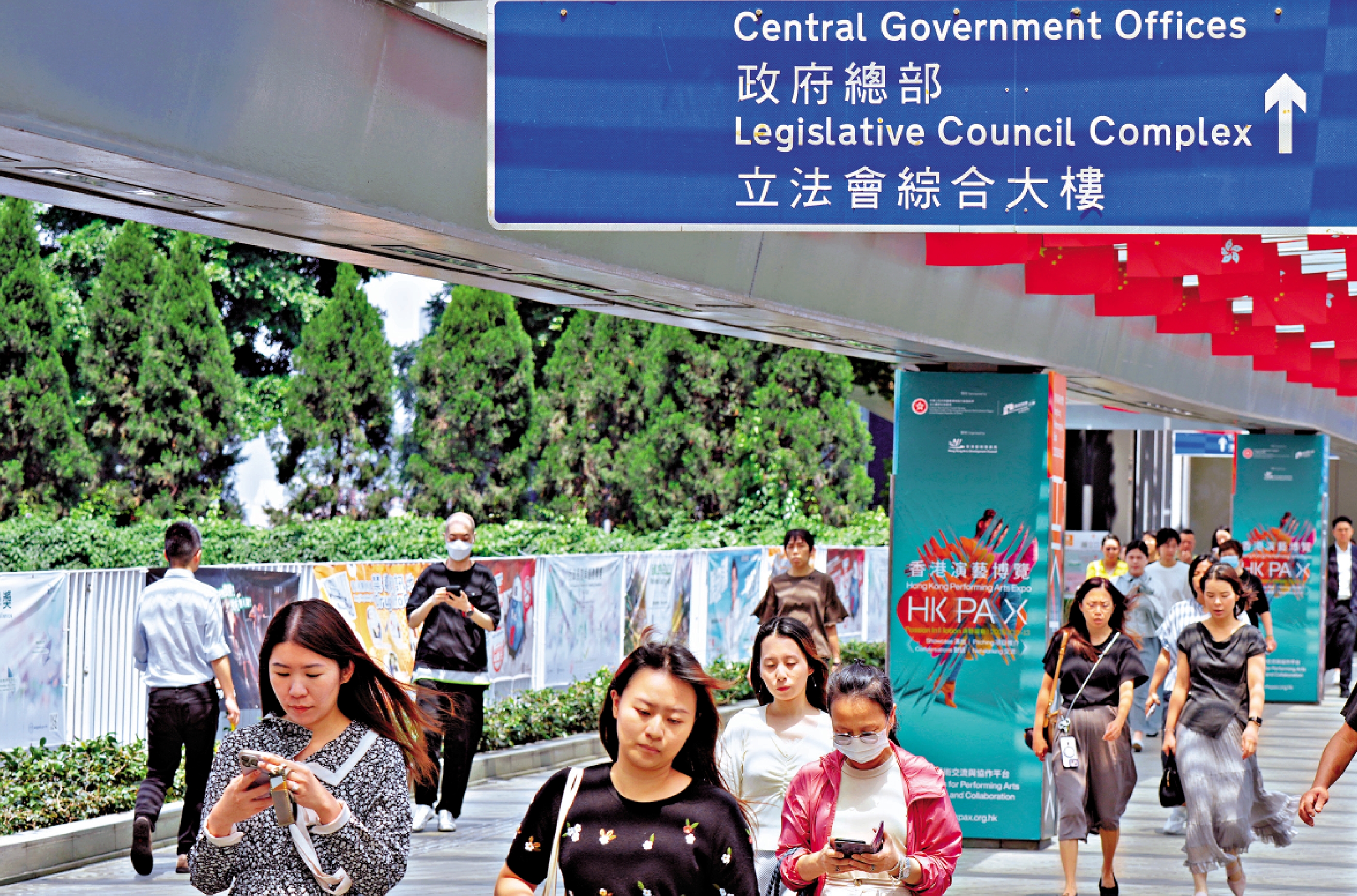 　　圖：上年度內退休的公務員及司法人員，平均每人的每月退休金約為20200元。\大公報記者林少權攝