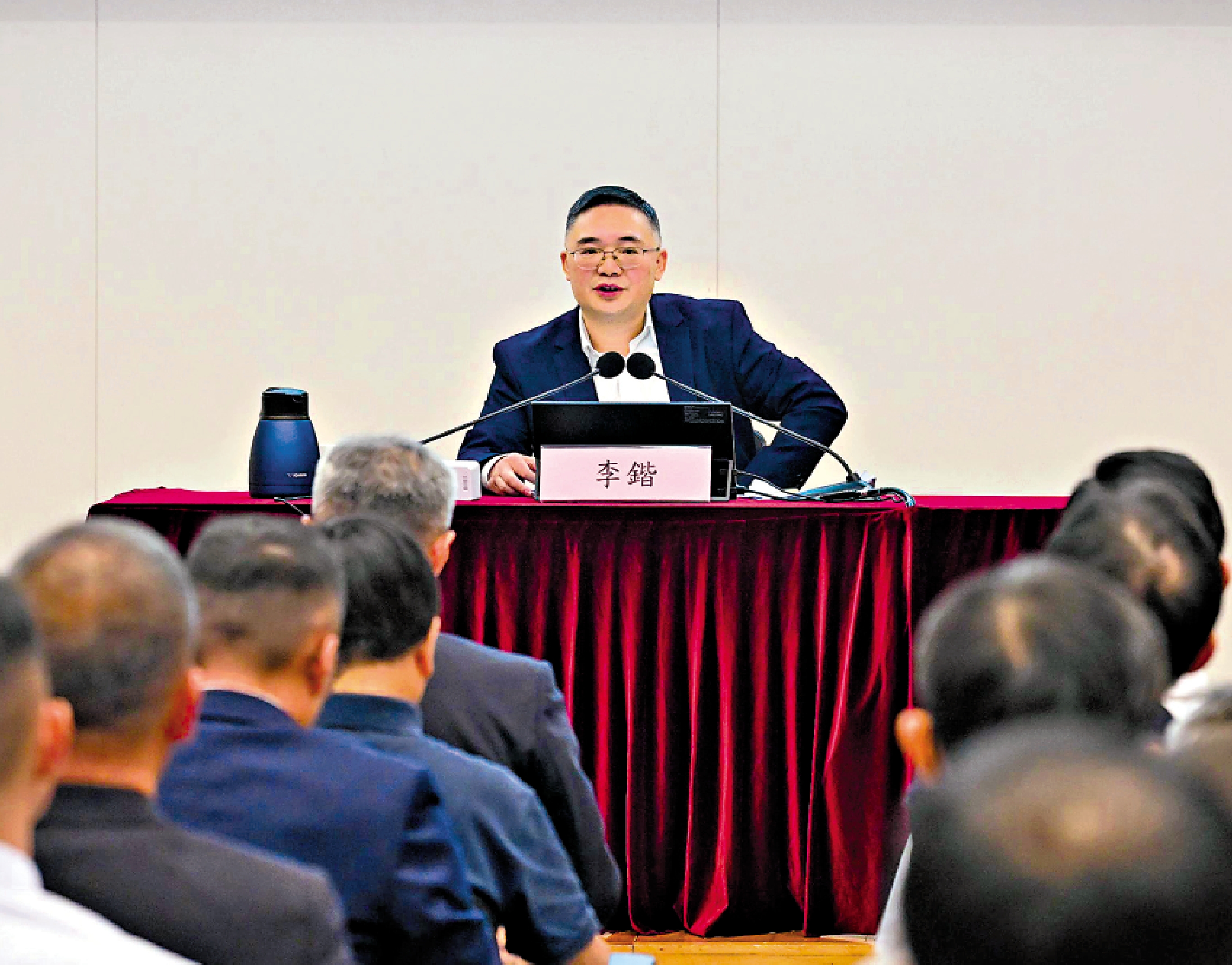 　　圖：公務員學院昨日舉辦「中國當前周邊國家安全形勢」講座。\政府新聞處
