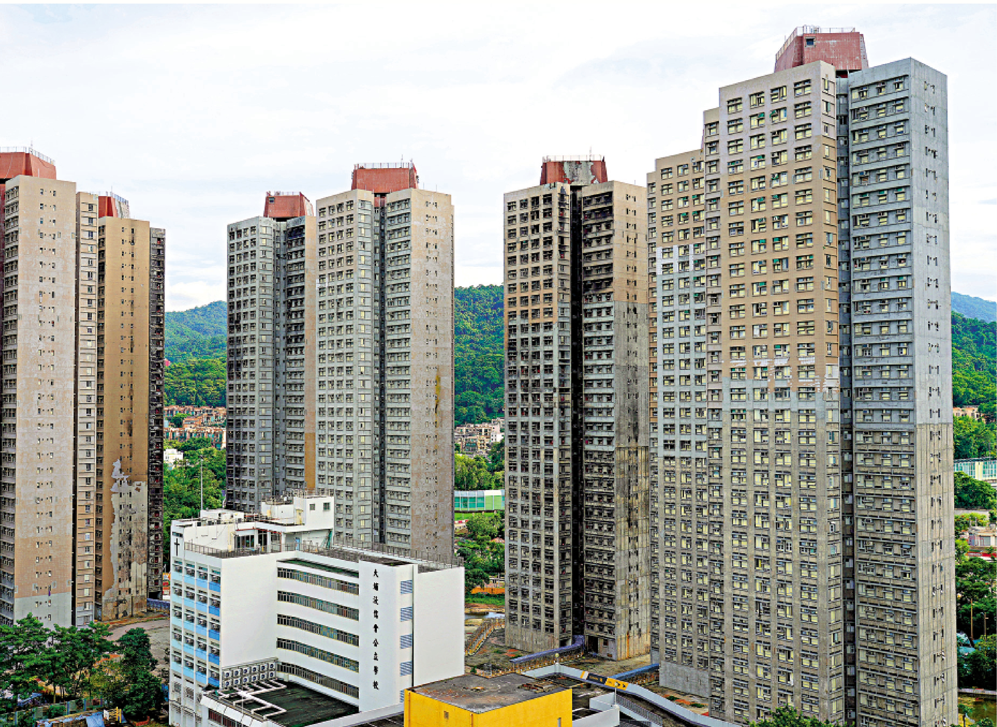 　　圖：政府表示，宏福苑收購工作已接近九成半完成，未來料須以立法處理餘下業權。\資料圖片