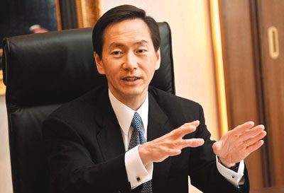 　■陳智思獲委任為司法人員薪俸及服務條件常務委員會主席。	資料圖片