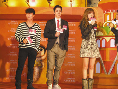 　■吳建豪、傅穎及陳柏宇 出席平安夜派對。