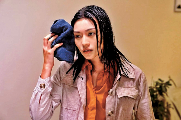 ■ 關嘉敏拍攝時好緊張。