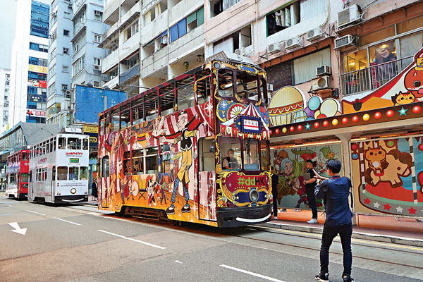 ■活動以極具本土特色的電車展示本地藝術家的作品。