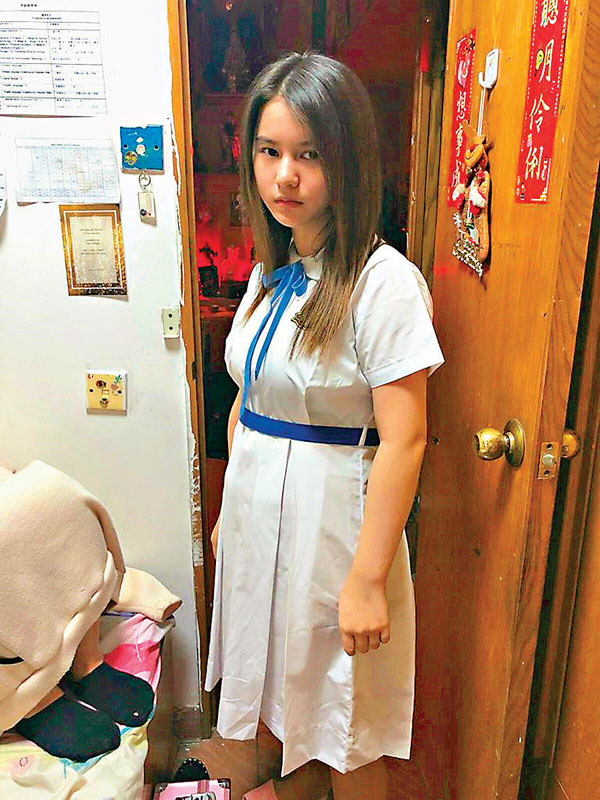 ■鄧月平挑戰肥妹仔角色。