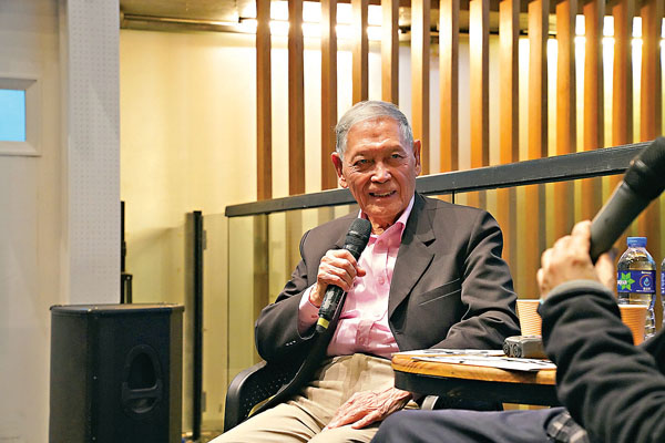 ■座談會上，石雋回憶起胡金銓便滔滔不絕。