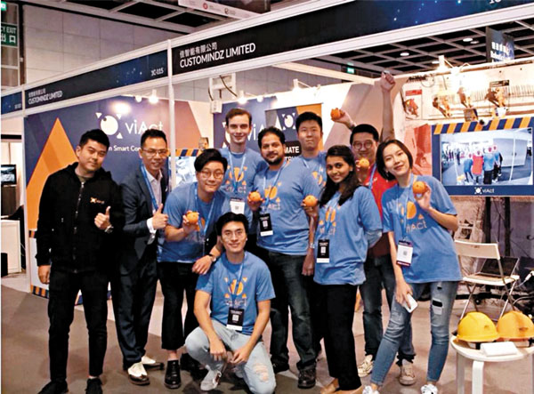 ■研發團隊雲集全球各地精英。香港文匯報記者敖敏輝  攝