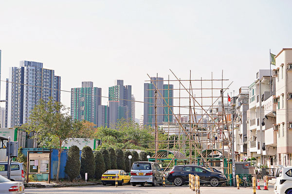 ■元朗呈現房屋新舊之間的交錯。