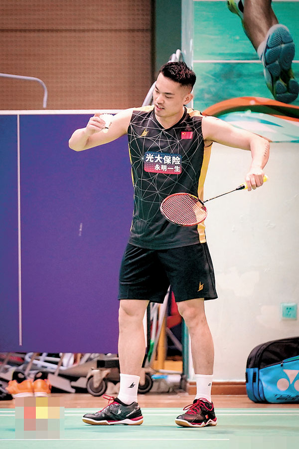 ■ 林丹在德國等候英國簽證。 微博圖片