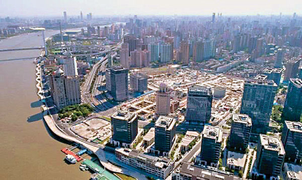 ■ 上海外灘董家渡項目現名為綠地外灘中心，項目包羅辦公樓、住宅、公共綠化帶、酒店及商業元素。 網絡圖片