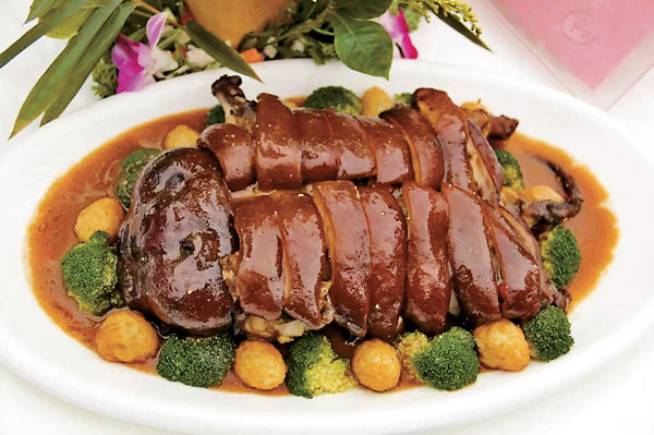 ■ 用竹鼠製作而成的菜品。