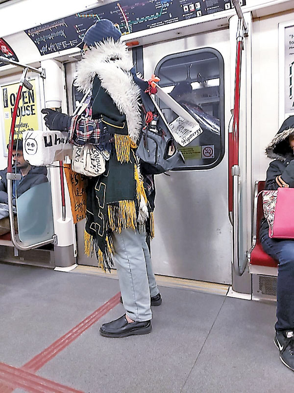 多倫多地鐵「神醫」聲稱能治新冠肺炎。 香港文匯報特約記者成小智  攝