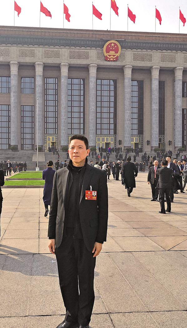 ■全國政協委員、香港浙江省同鄉會聯合會常務副會長兼義工團團長詹洪良。