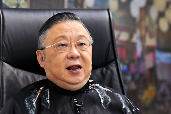 ■李居明視疫情為反思的機會。 香港中通社