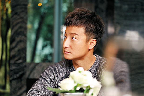 ■方力申叫大家不要故步自封。