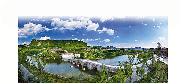 ■羅氏塘環繞的「貴州宣慰府」全景。