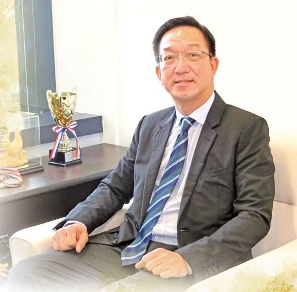 ■全國政協委員、立法會議員、新界鄉議局主席劉業強