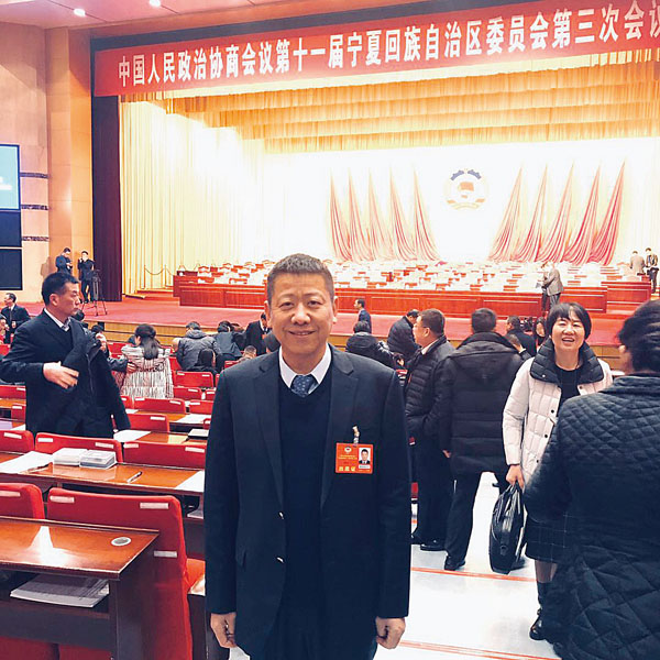 ■寧夏回族自治區港區政協委員、中國僑聯委員閻偉寧。