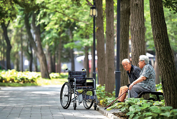 ■香港男女平均壽命蟬聯全球首位，女性為87.56歲，男性為82.17歲。 資料圖片