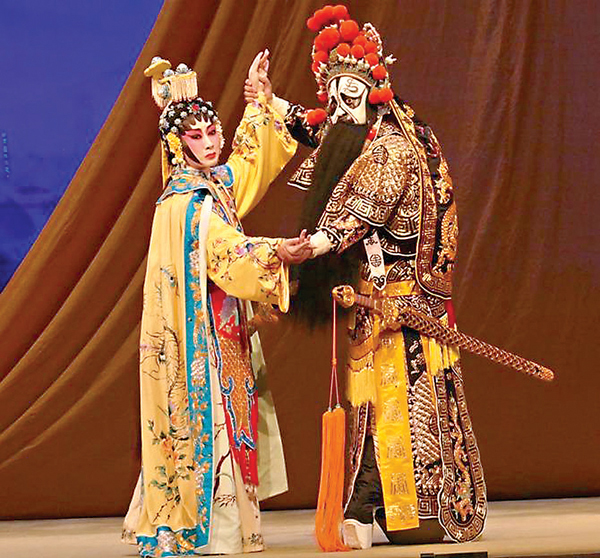 ■劍麟、御玲瓏演出《霸王別姬》。