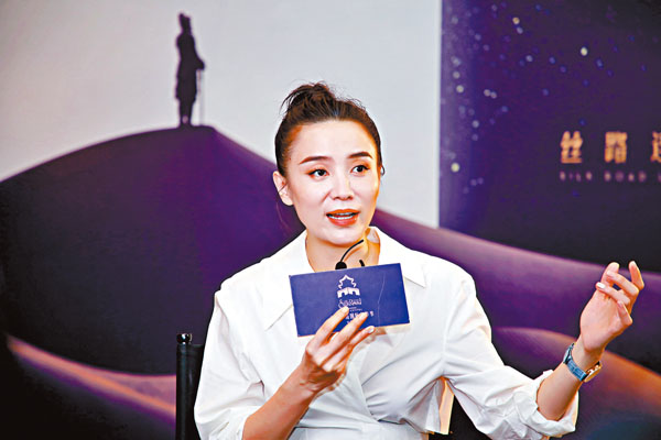 ■內地知名演員宋佳歌喉不俗，明年還要出專輯。