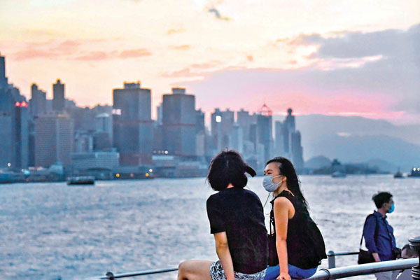 ■政府將聘請公關公司宣傳香港形象。圖為維港海濱。 資料圖片