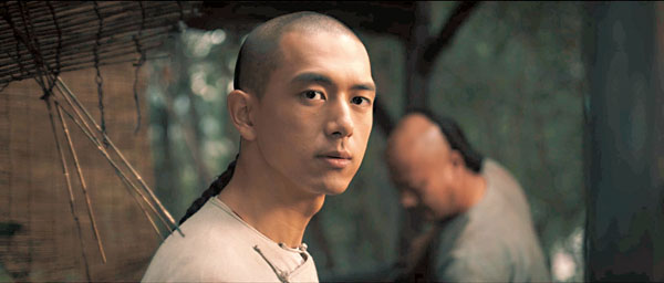 ■李現深度還原歷史背景下青年人的樣貌。