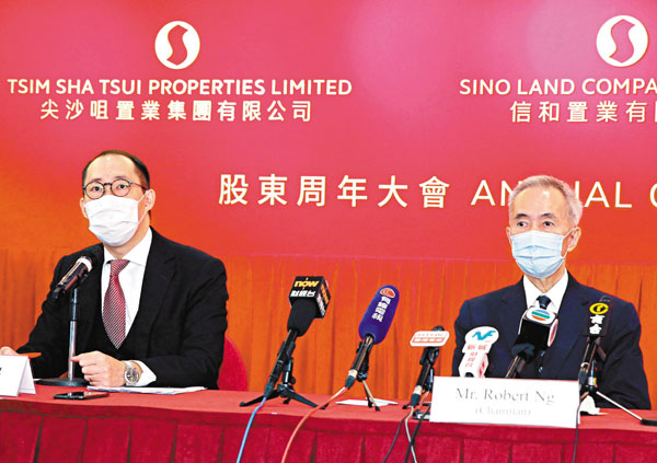 ■信置主席黃志祥（右）指出，香港應為鄰近深圳而驕傲，「不用怕、不用驚」，因兩地都有優勢，可以互補。