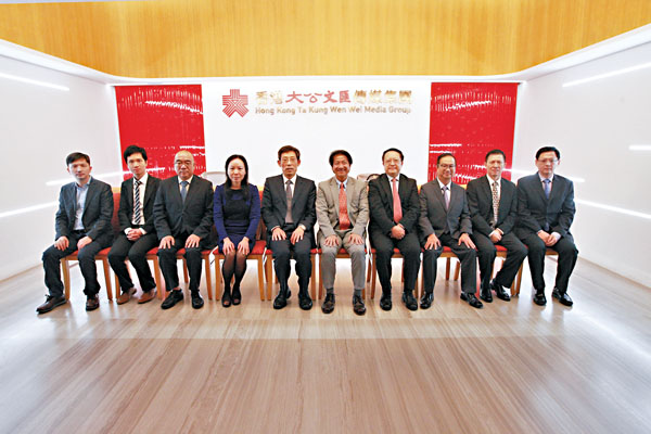 ■政府新聞處處長鄭偉源一行昨日到訪香港大公文匯傳媒集團。