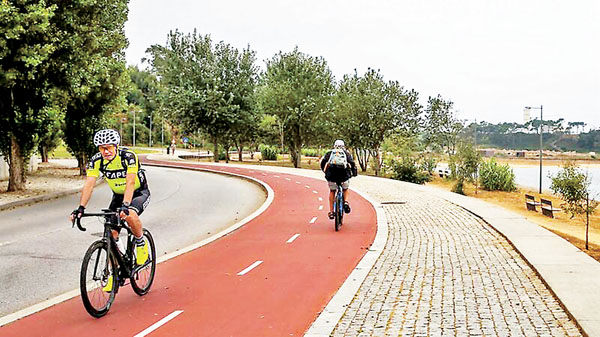 ■多個外國城市在疫情期間擴建單車道，鼓勵市民以單車代步。
