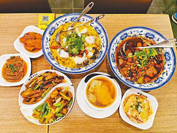 ■嫲嫲雲吞雞精選菜式，此乃半份分量。