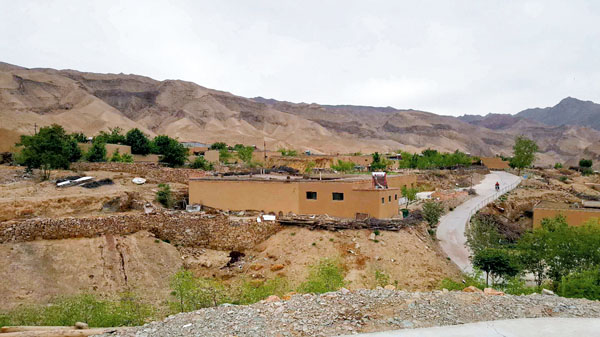 ■南長灘古村落集中坐落在北山，依山而建，保留了明清時代當地傳統的建築風格。