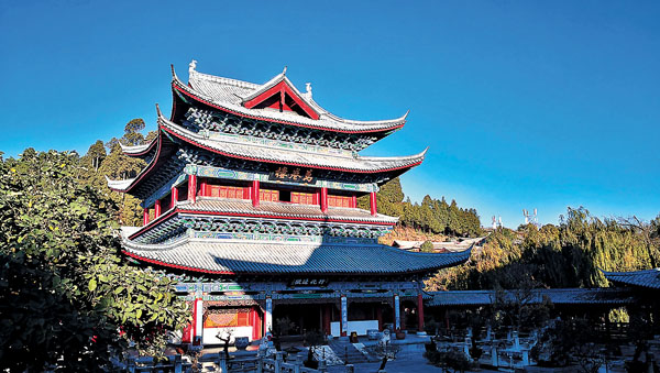 ■麗江木府萬卷樓位於中軸線議事廳，顯示土司重視漢文化的學習。