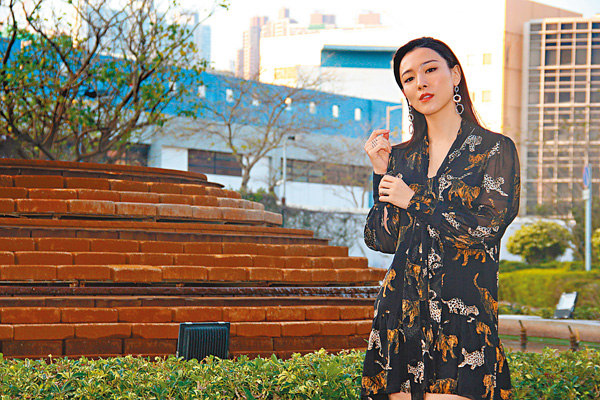 ■王敏奕指出《香港愛情故事》主題鮮明、節奏快。