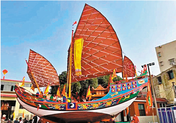 ■裝扮一新的「送王船」。 網上圖片