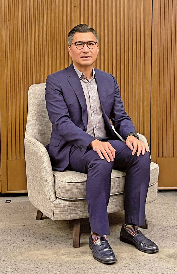 ■橫琴駐港代表處首席代表邱達根強調，橫琴是國內唯一與港澳路橋相連的自貿片區，對香港經濟的推動作用將越發顯著。