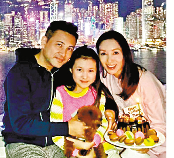 ● 可盈相信女兒會好好照顧小狗。