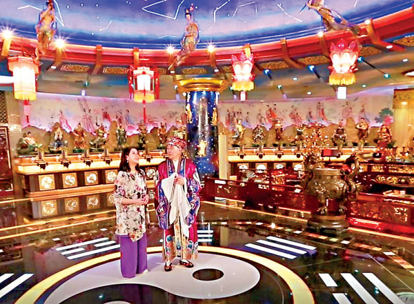 ●太歲元辰殿的設計，將傳統信仰與現代科技結合一起。 作者供圖