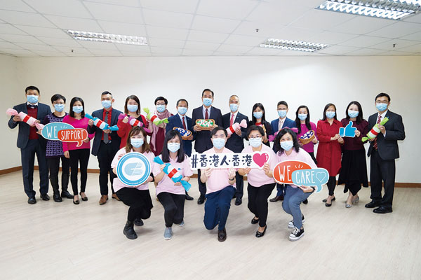 ■港基義工親手製作近四萬份手工藝禮物贈予有需要人士。