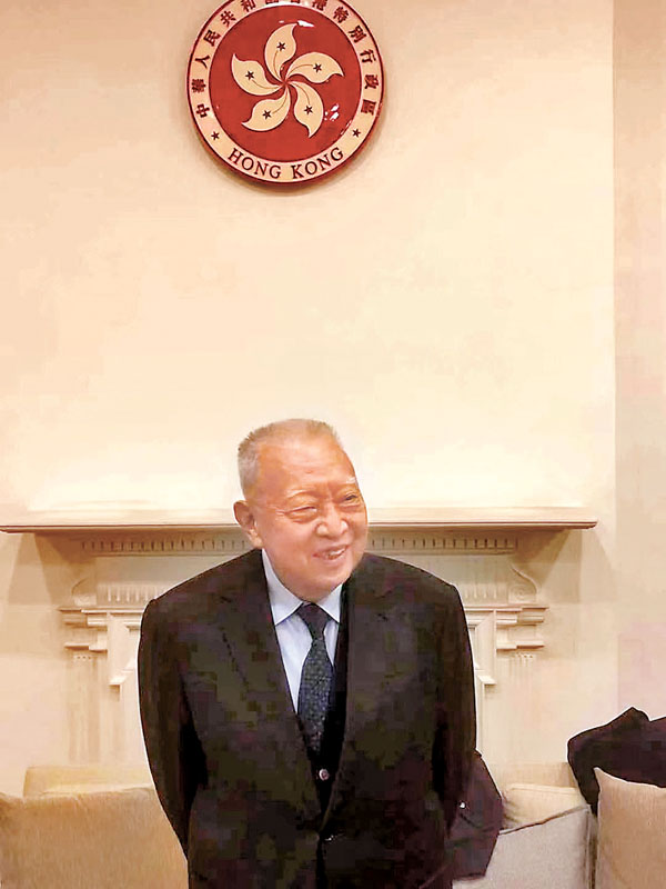 ●董建華認為，若香港能順利完善選舉制度，長遠對國家和香港的發展有利。香港文匯報記者  攝