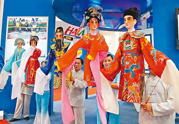 ●臨高人偶戲在鄉間流傳甚廣