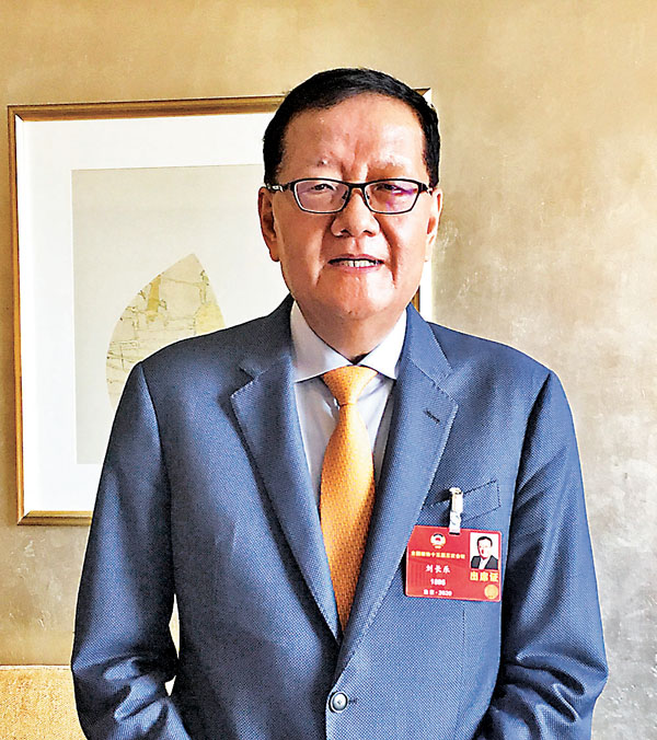 ●劉長樂旗下今日亞洲將分別向紫荊文化(香港)集團和信德集團出售鳳凰衛視股份。 資料圖片