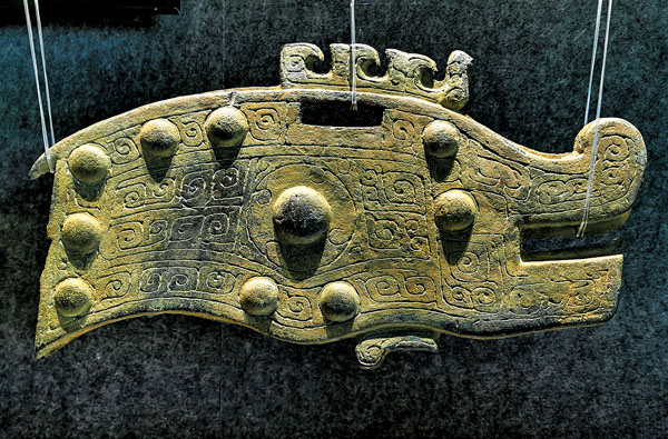 ●商代豬形銅磬