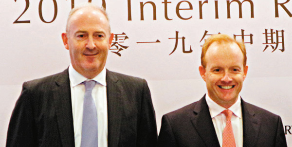 ●施銘倫(右)與白德利。資料圖片