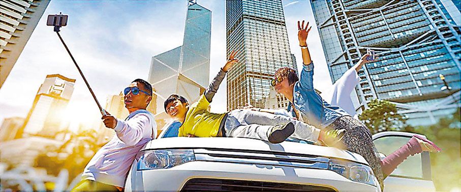 外地疫情反覆,短期內出境旅遊難以成事,造就不少市民假日租車自駕遊。