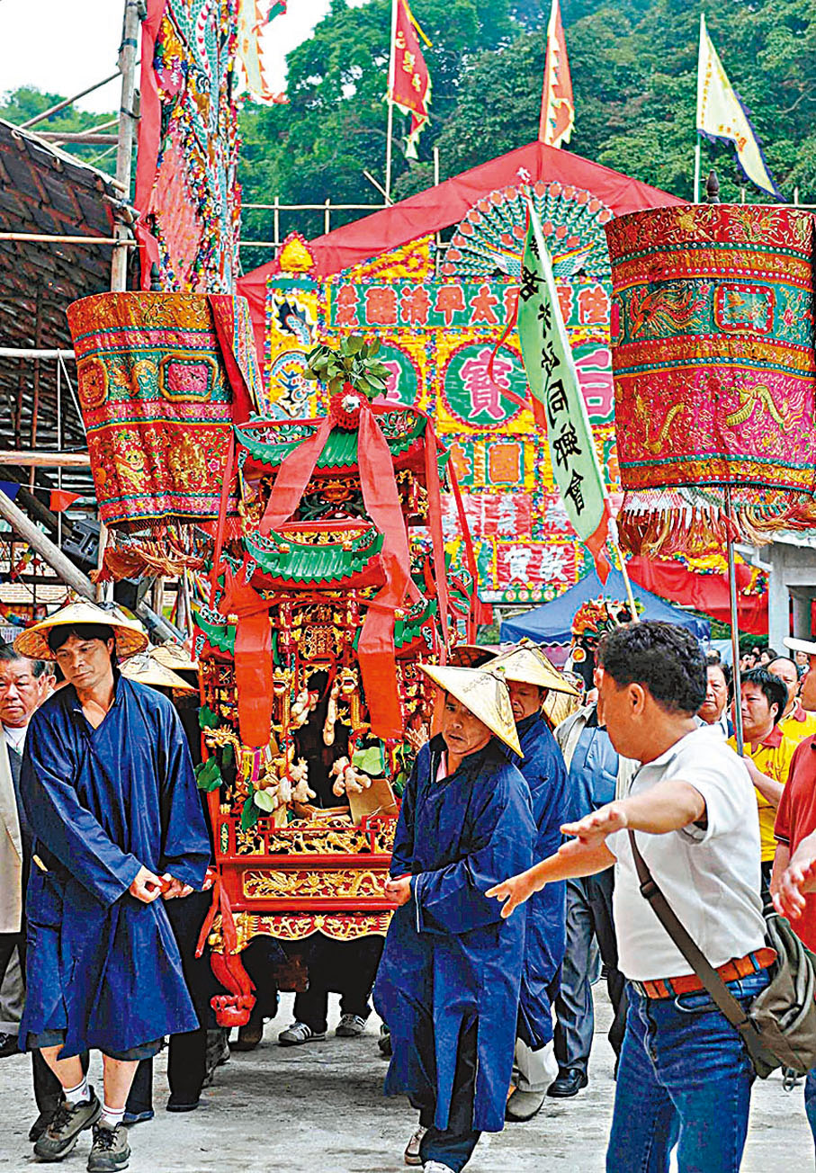 ● 天后出巡是香港天后誕祭祀活動一大重頭戲。 資料圖片