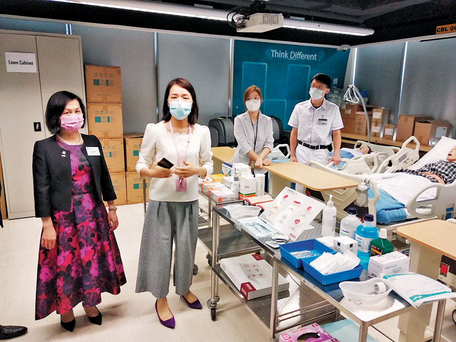 ●東華學院現行課程已包含基本法及其他與專業相關的法律內容。  香港文匯報記者 攝