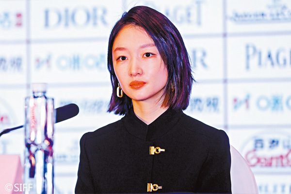 ● 周冬雨強調不會被年輕身份限制。 記者倪夢璟攝